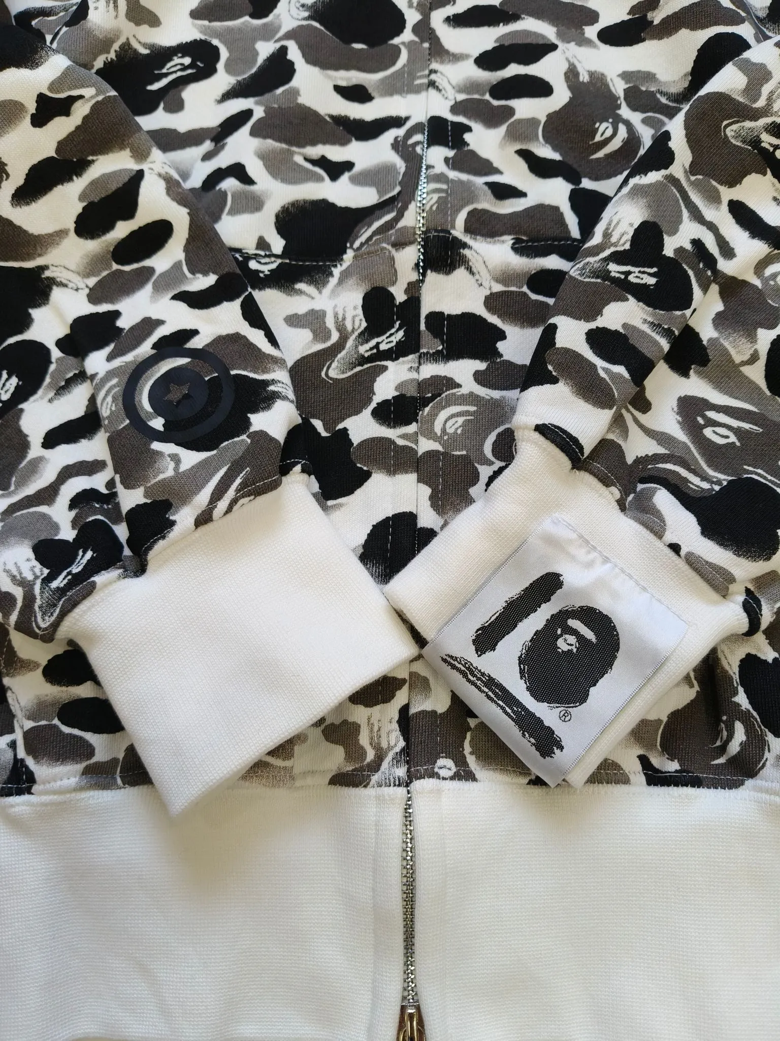 XX 089 Bape's 10th Anniversary Xintiandi Reopening Limited Ink Camouflage Shark, Detailed Processing, Customized Fabric, Couple Style: S—XXL [Ink Gray]